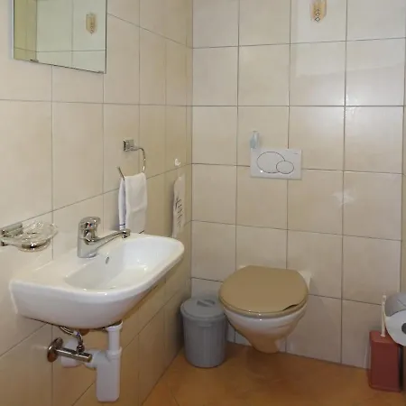 Apartament Albana