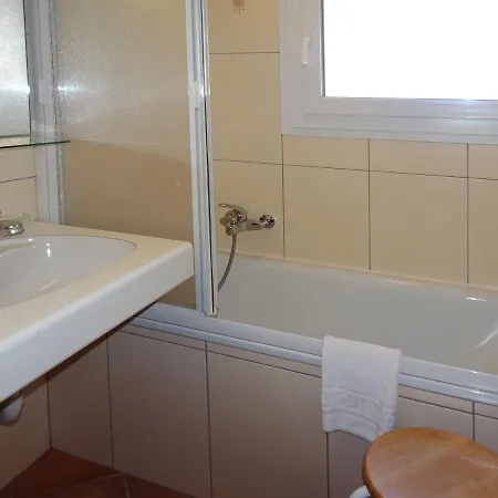 Apartament Albana *
